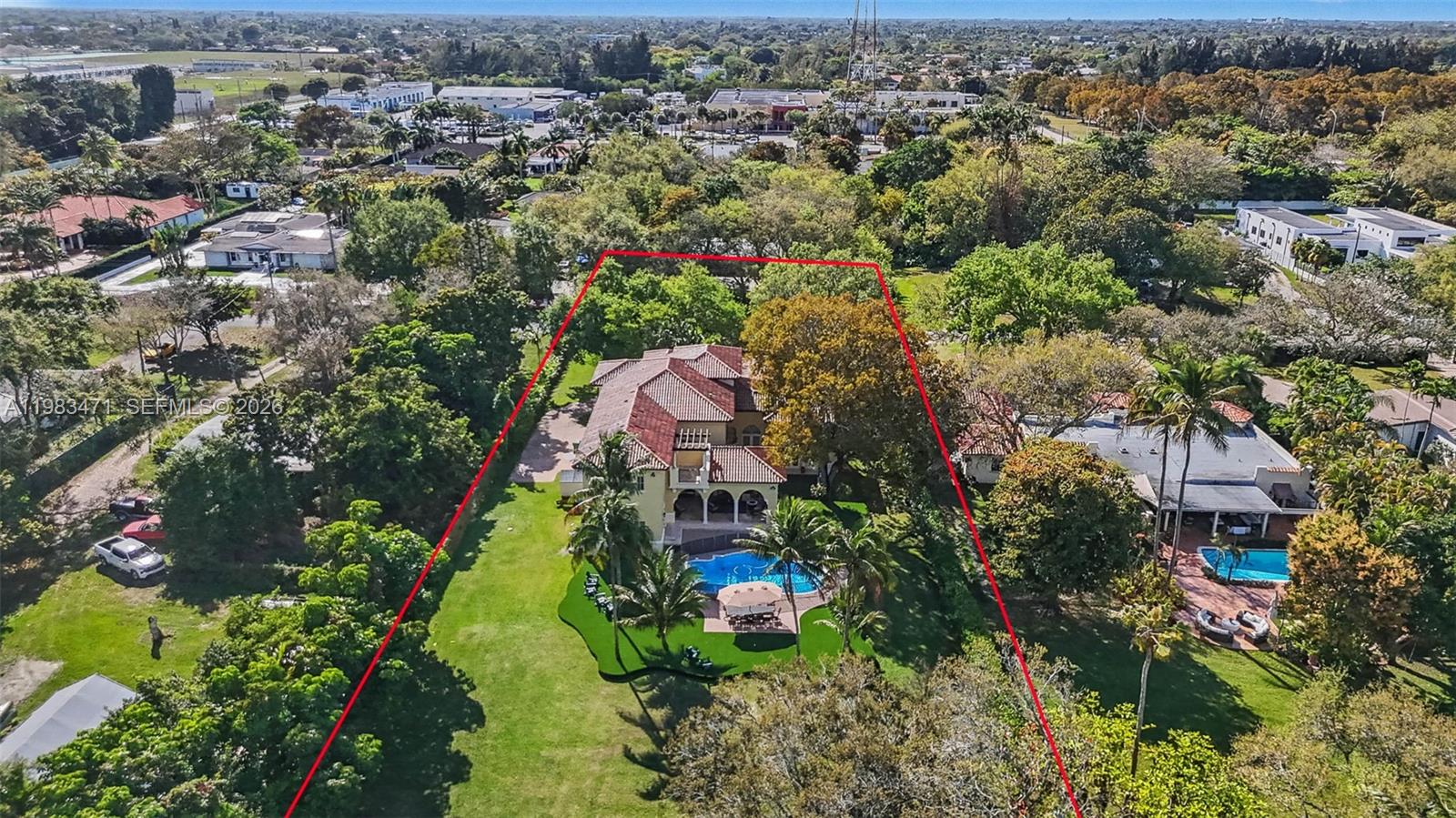 6075 SW 85th Ave Miami, FL 33143