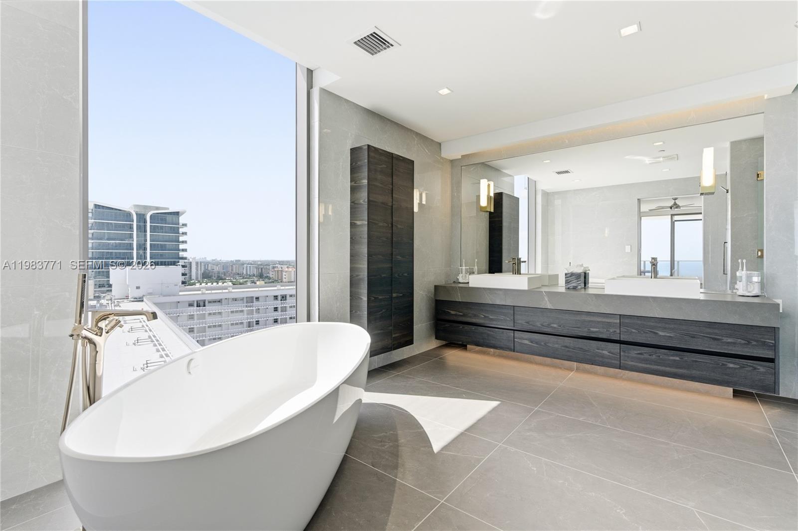 1116 N Ocean Blvd #1801 Pompano Beach, FL 33062