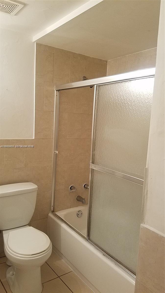 12890 NE 8th Ave #101 North Miami, FL 33161