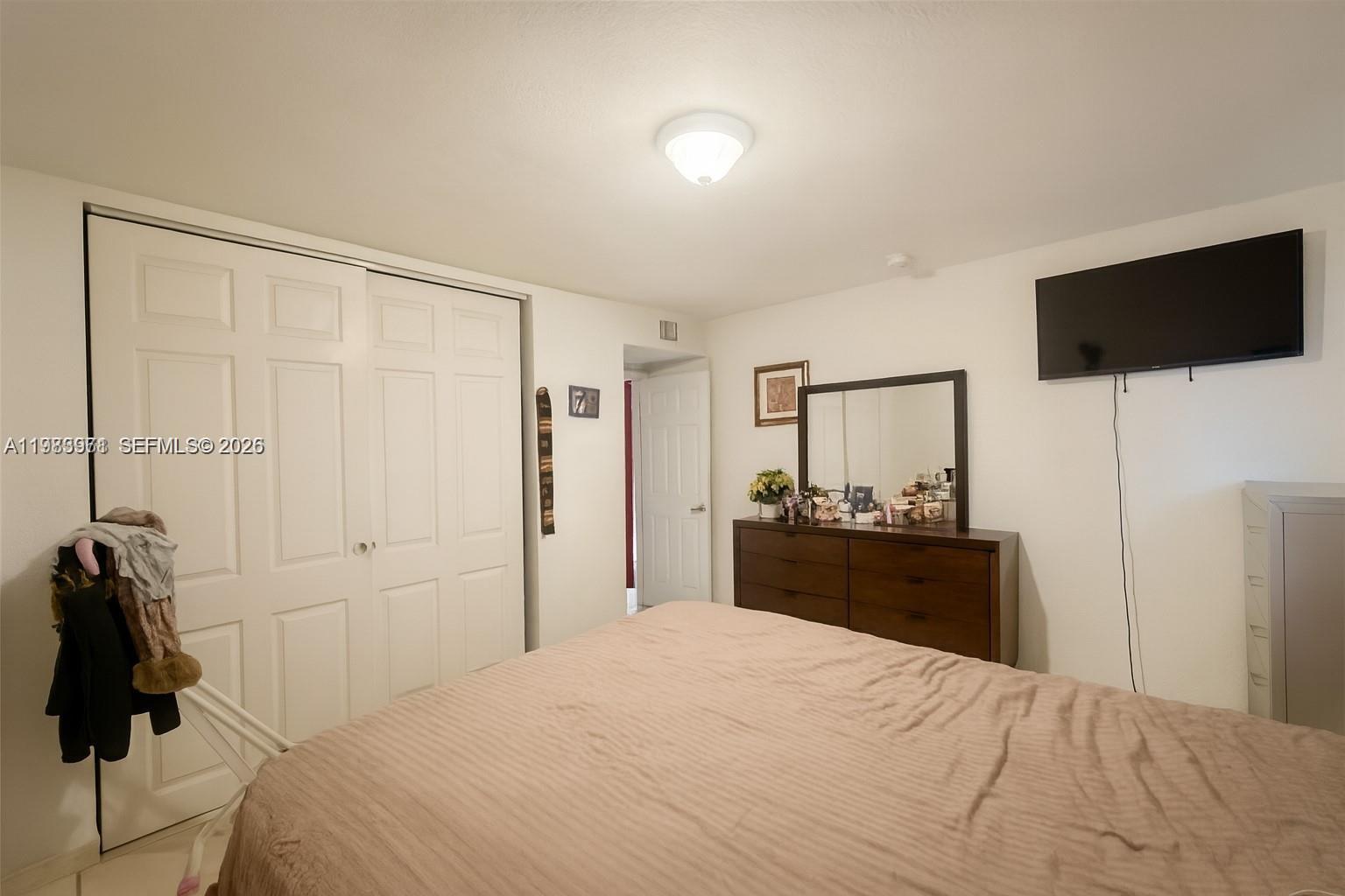 12890 NE 8th Ave #101 North Miami, FL 33161