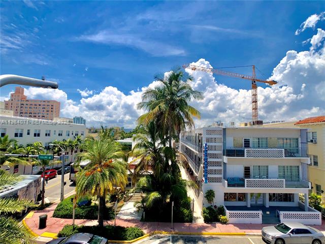 901 Collins Ave #201 Miami Beach, FL 33139