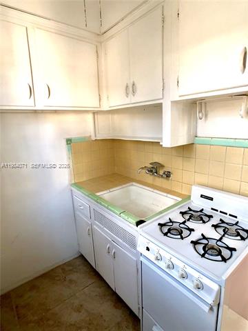 901 Collins Ave #201 Miami Beach, FL 33139