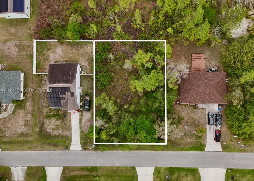 La Rosa Ave, north port, FL 34286