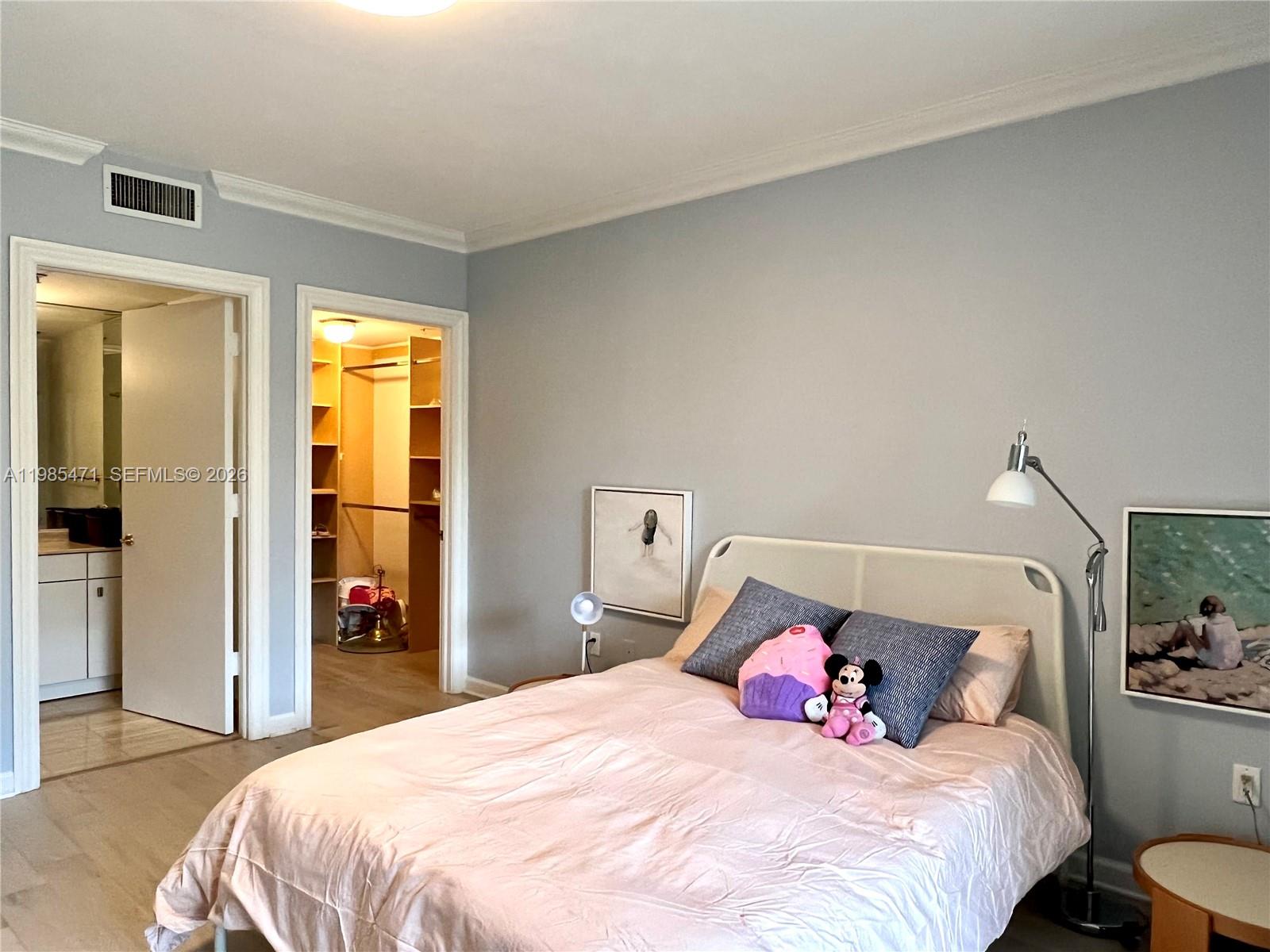 445 Grand Bay Dr #310 Key Biscayne, FL 33149