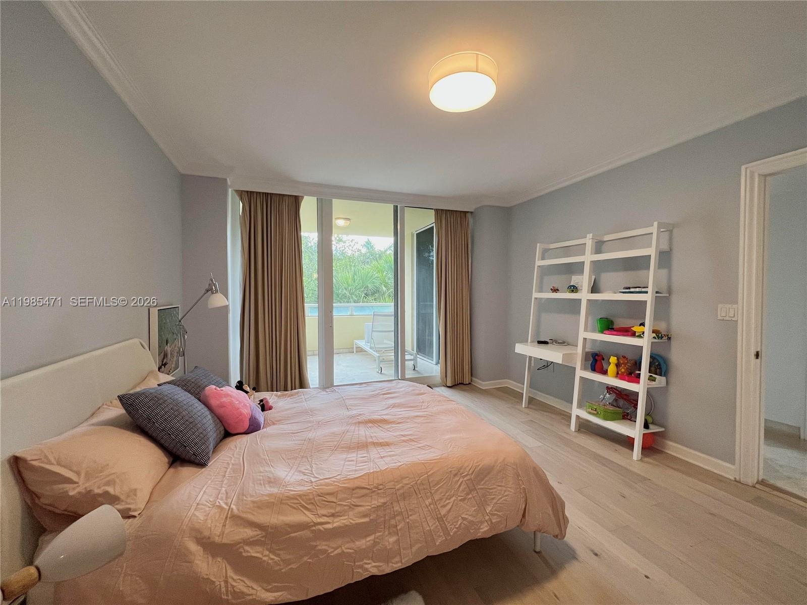 445 Grand Bay Dr #310 Key Biscayne, FL 33149