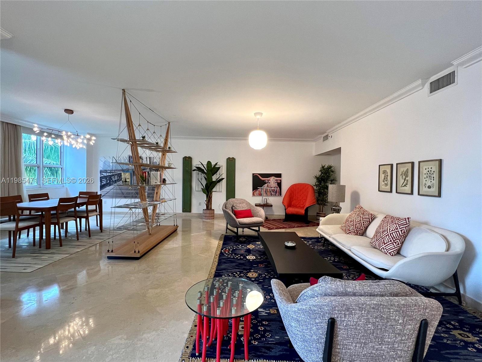 445 Grand Bay Dr #310 Key Biscayne, FL 33149