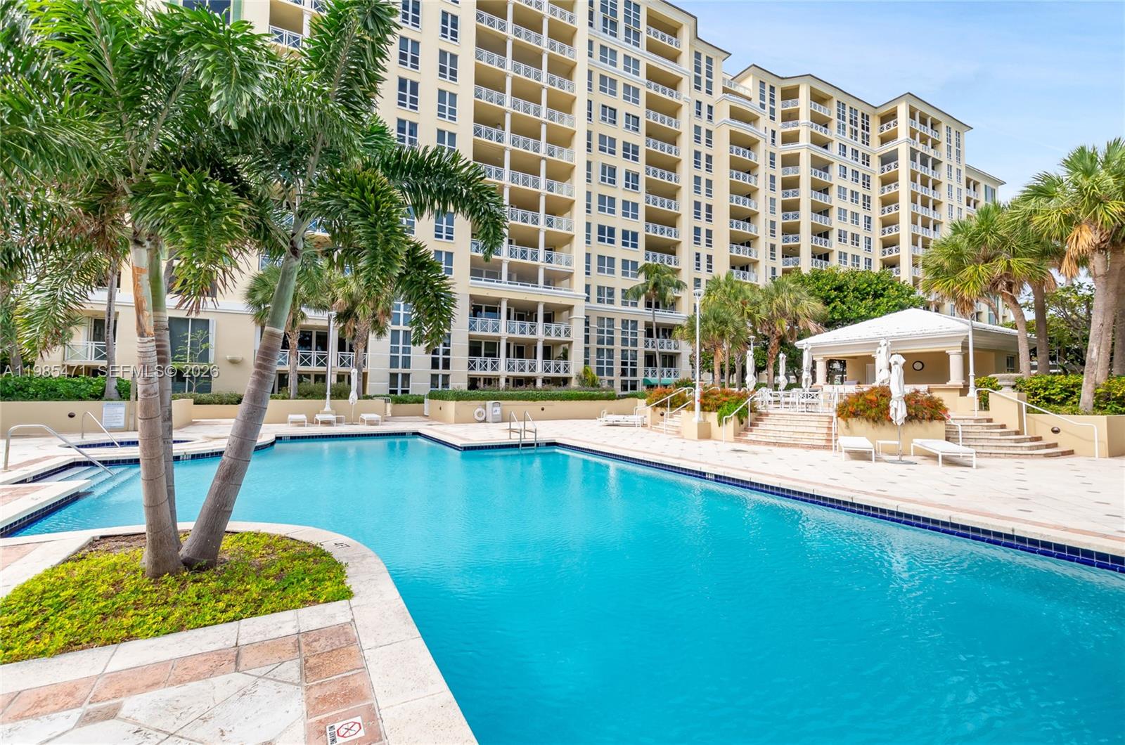 445 Grand Bay Dr #310 Key Biscayne, FL 33149