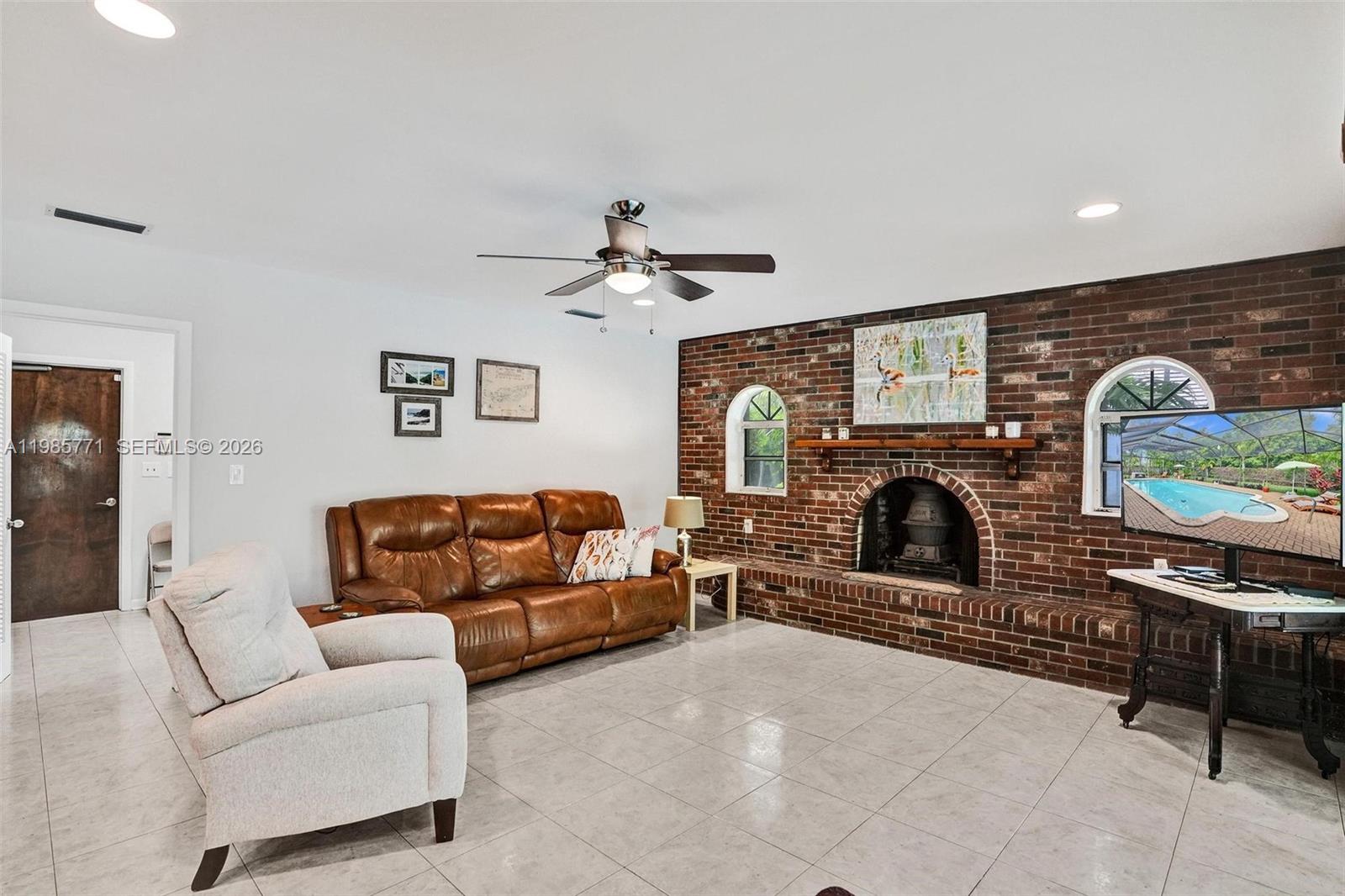 13110 SW 104th Ave Miami, FL 33176