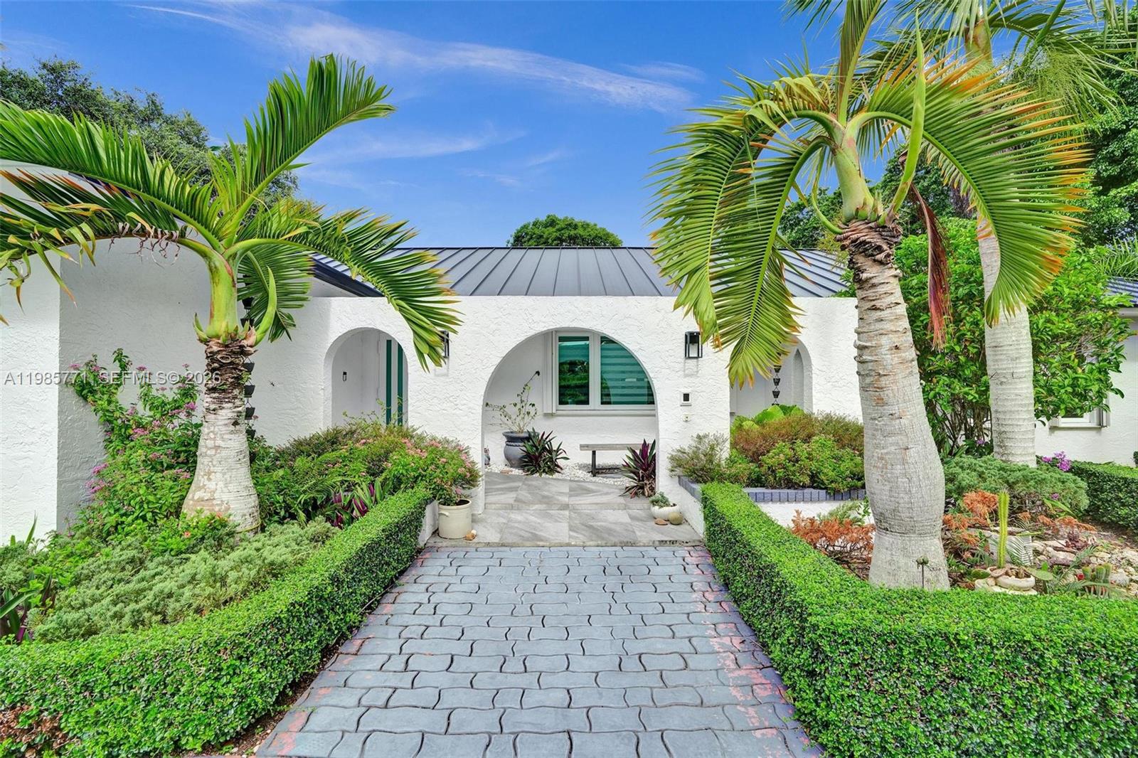 13110 SW 104th Ave Miami, FL 33176