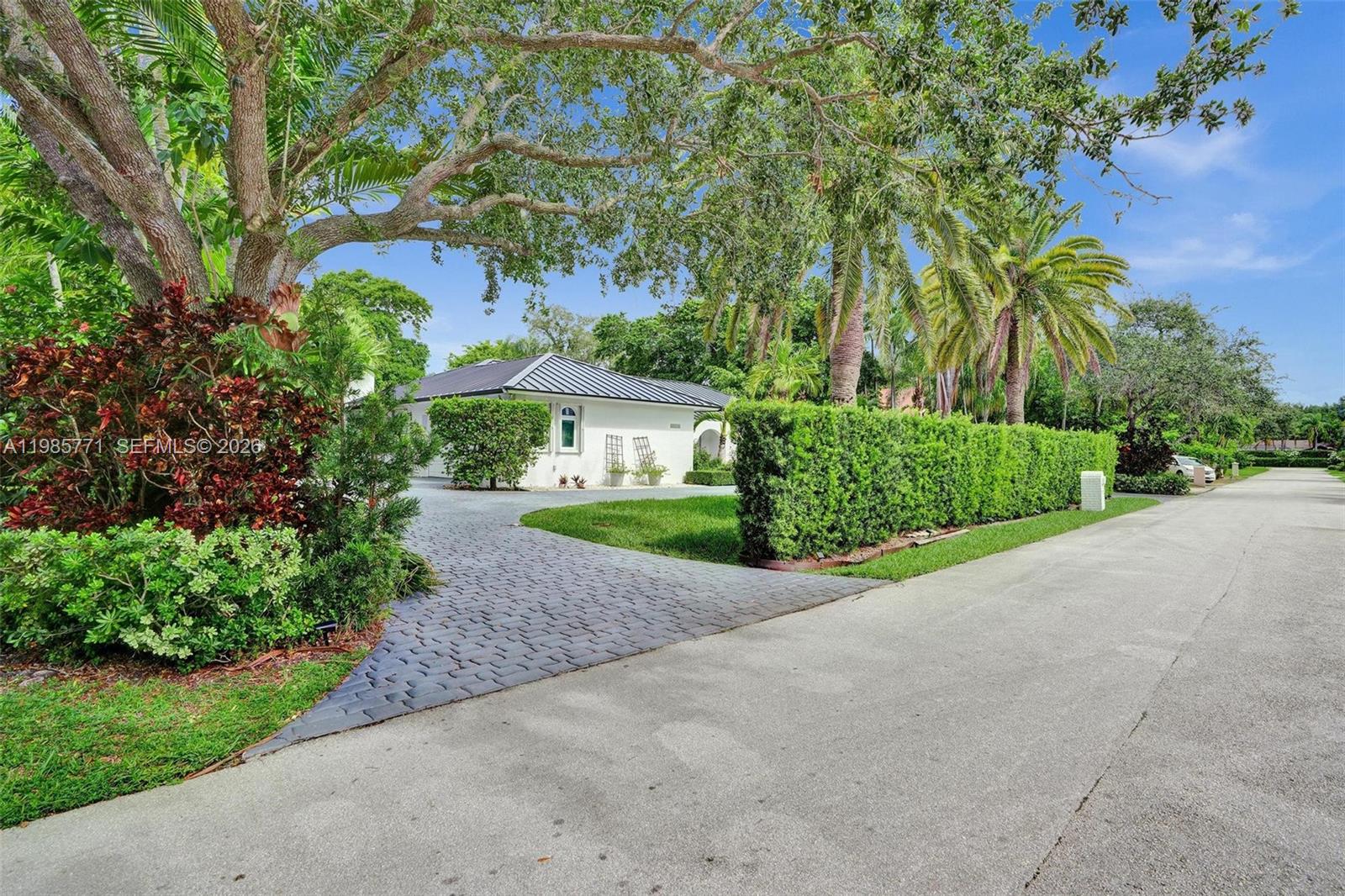 13110 SW 104th Ave Miami, FL 33176