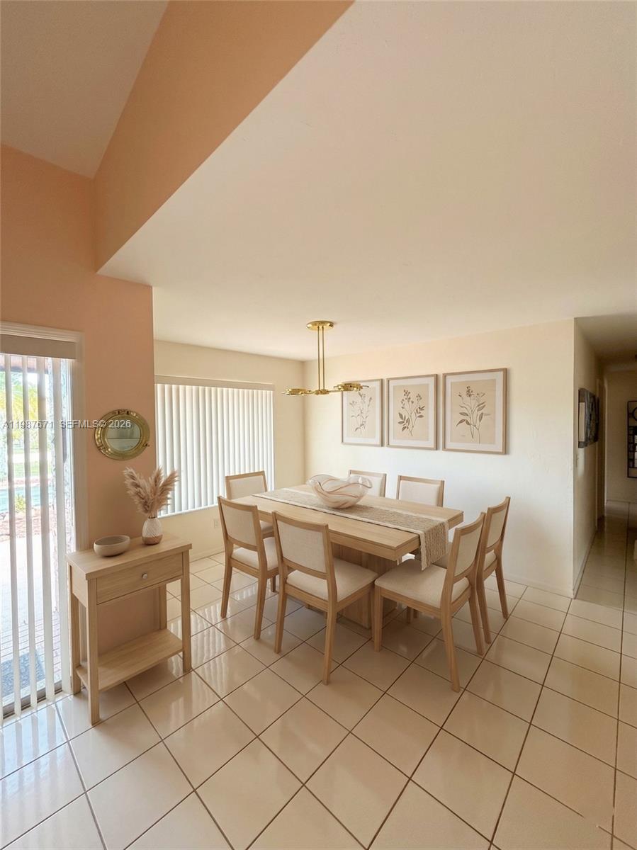 10520 SW 142nd Ave Miami, FL 33186