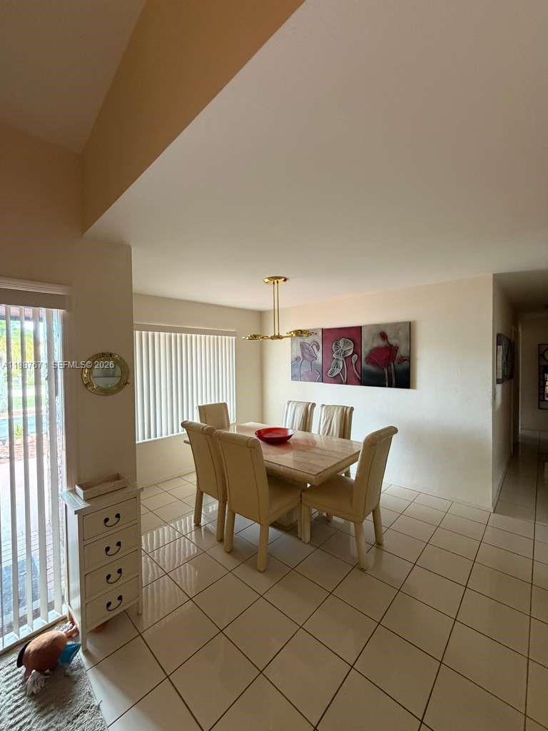 10520 SW 142nd Ave Miami, FL 33186