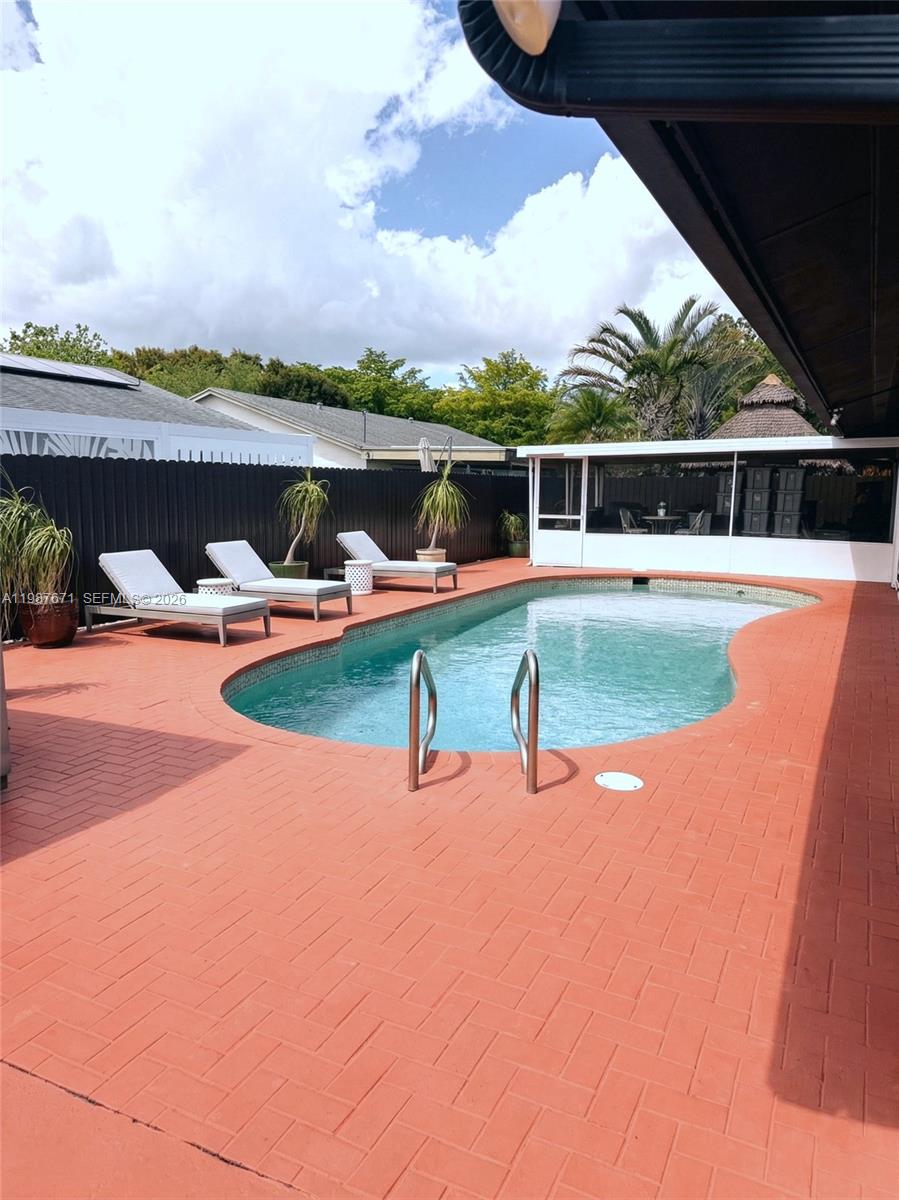 10520 SW 142nd Ave Miami, FL 33186