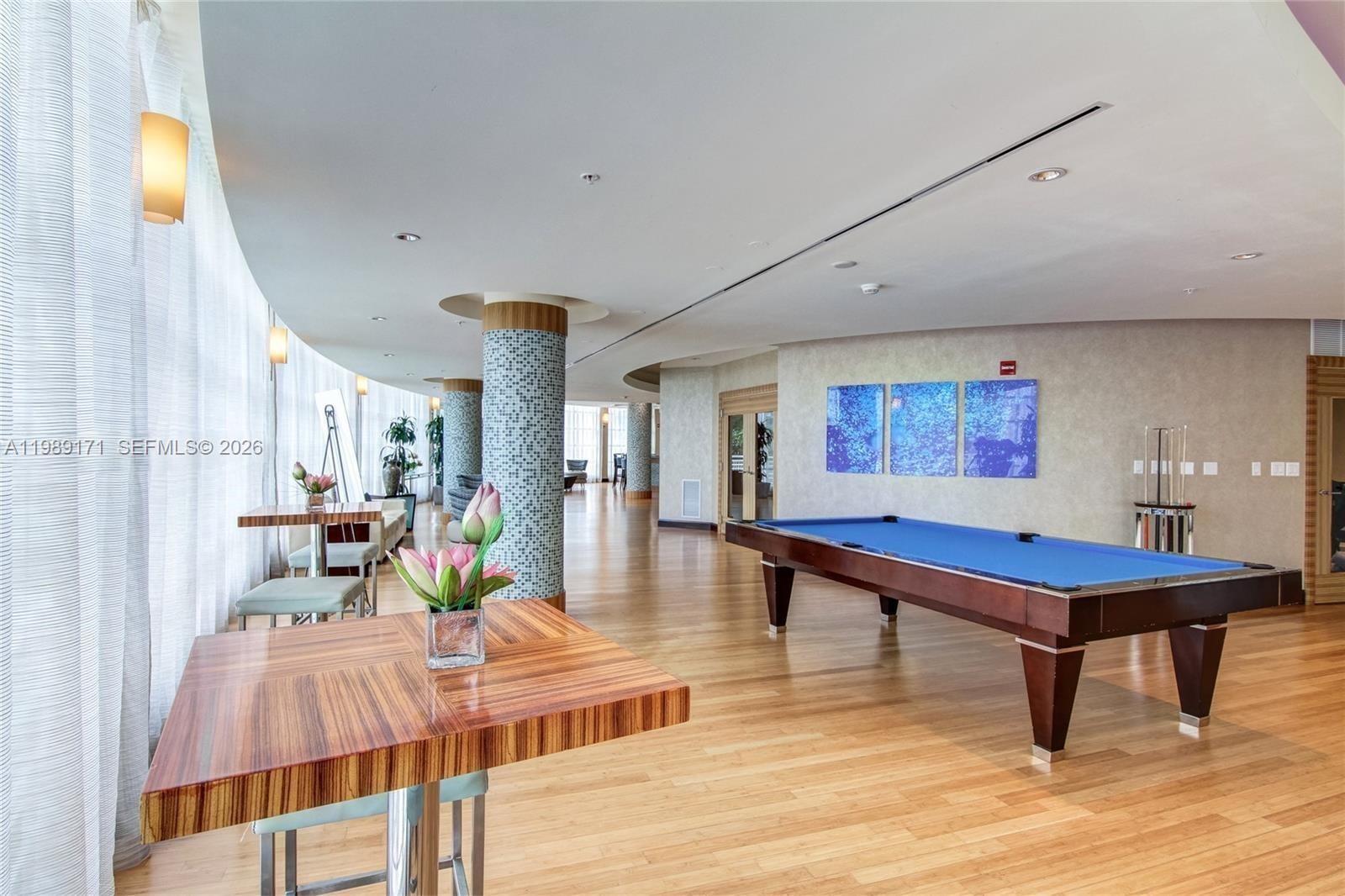 244 Biscayne Blvd #3707 Miami, FL 33132