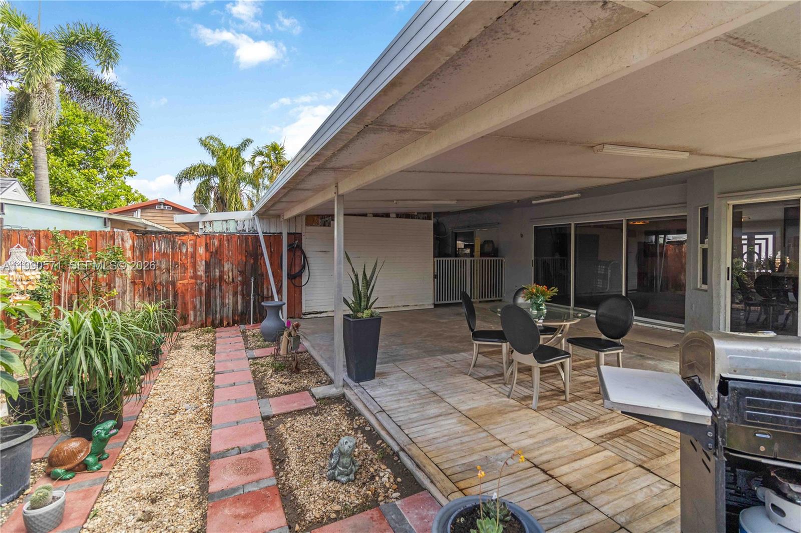 17036 SW 144th Ct Miami, FL 33177