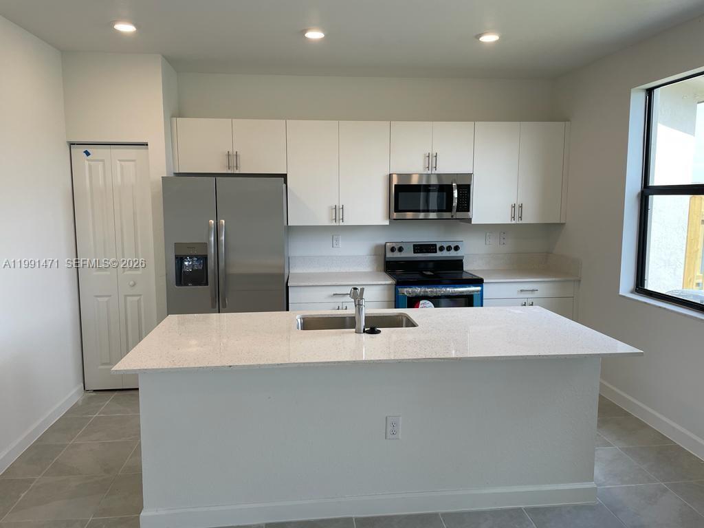 10013 SW 231st Ln Miami, FL 33190