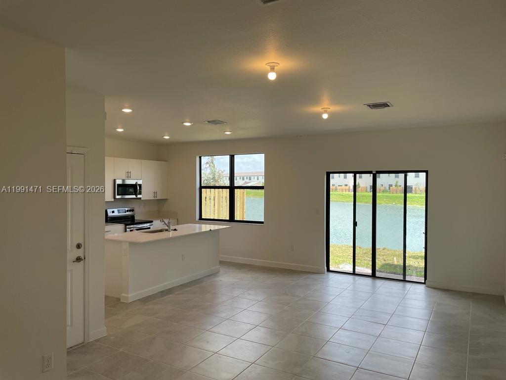 10013 SW 231st Ln Miami, FL 33190