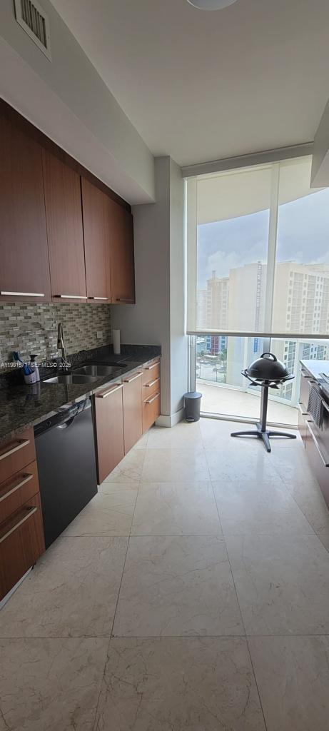 16001 Collins Ave #1005 Sunny Isles Beach, FL 33160