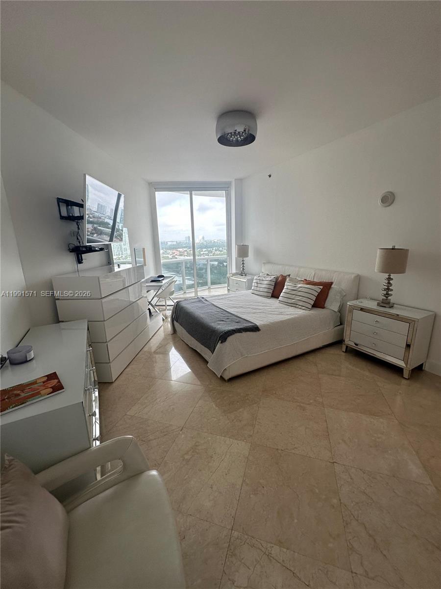 16001 Collins Ave #1005 Sunny Isles Beach, FL 33160
