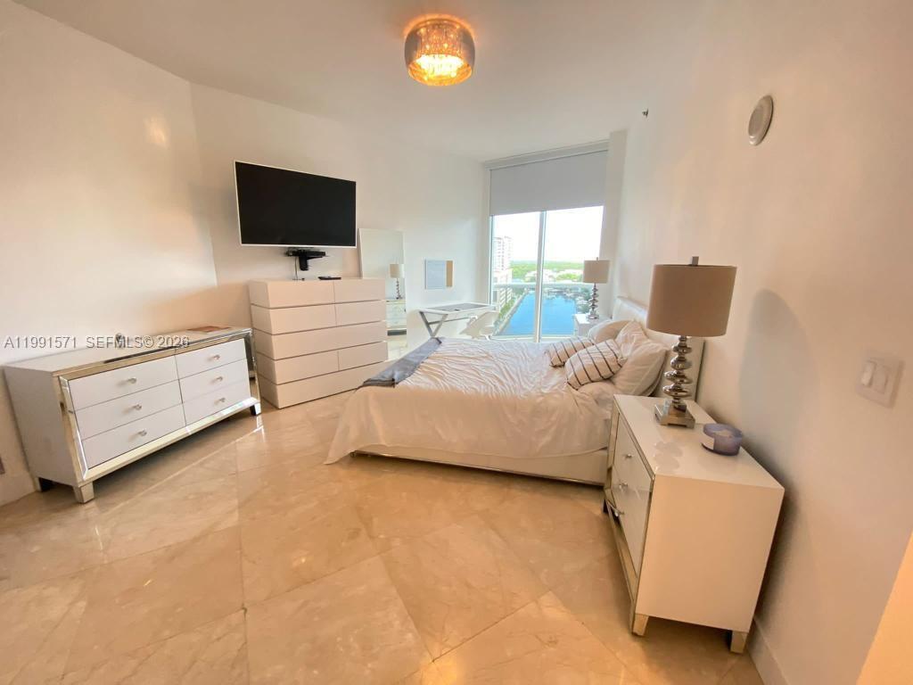 16001 Collins Ave #1005 Sunny Isles Beach, FL 33160