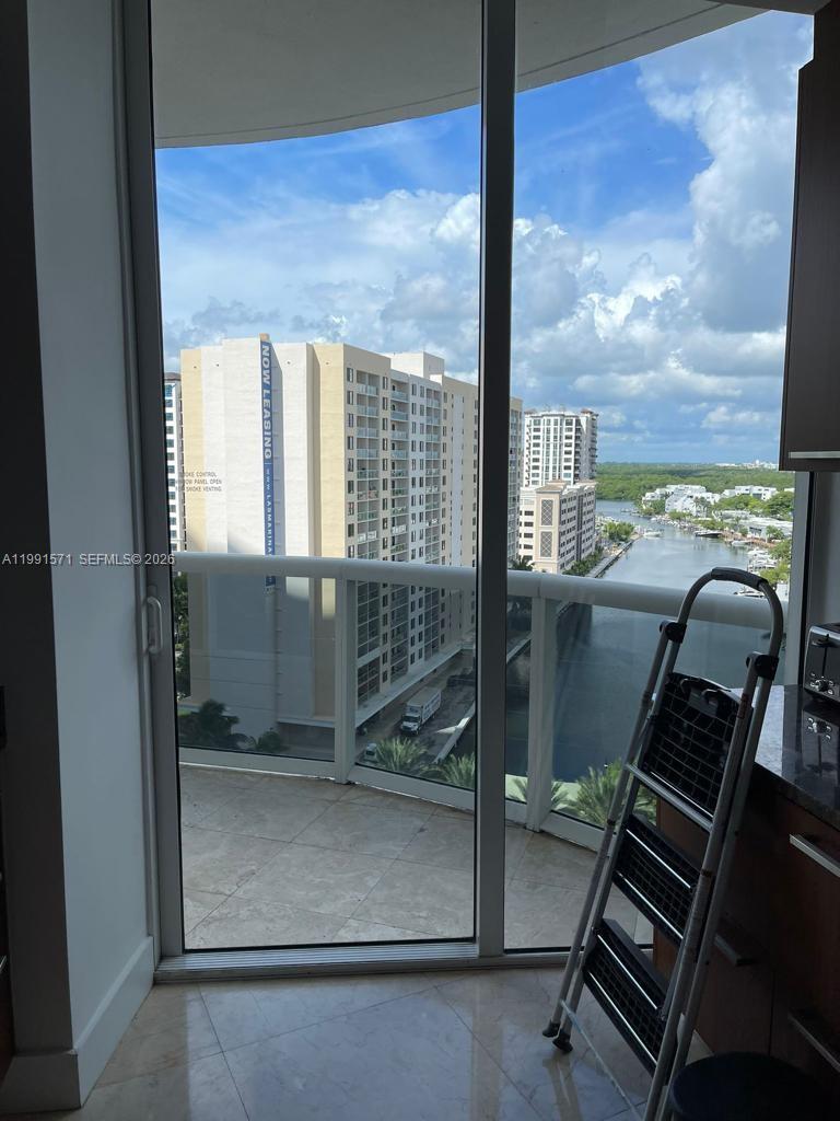 16001 Collins Ave #1005 Sunny Isles Beach, FL 33160