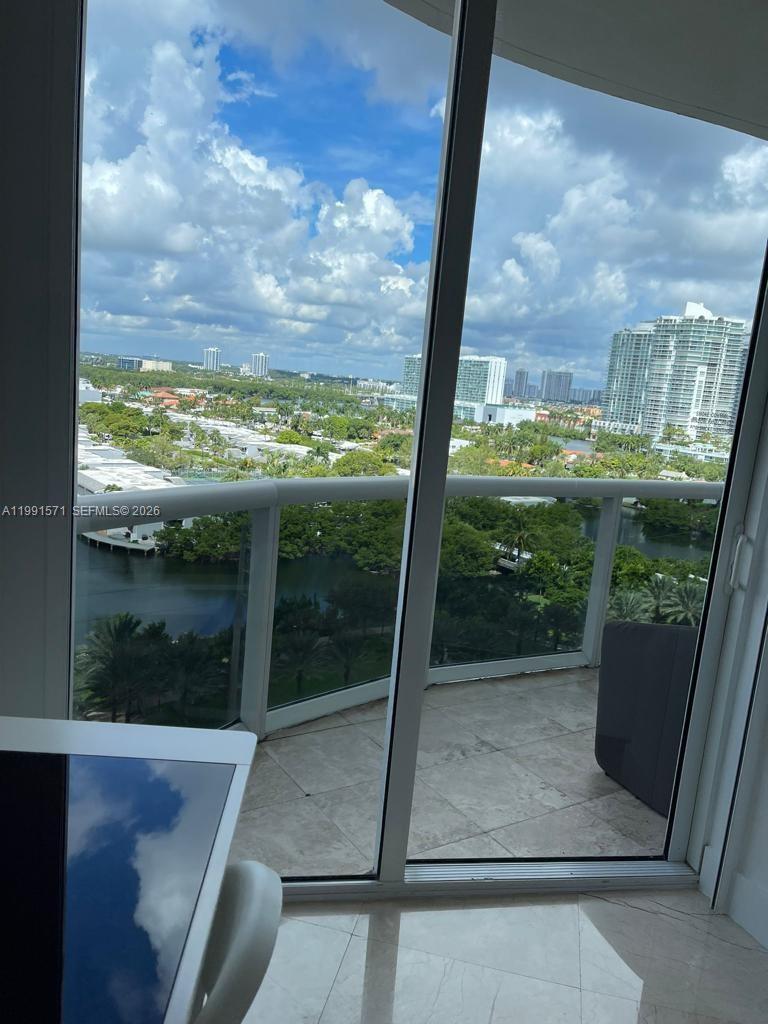 16001 Collins Ave #1005 Sunny Isles Beach, FL 33160