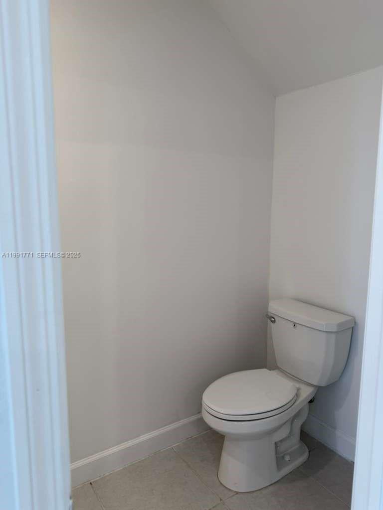 12436 NW 23rd Ct Miami, FL 33167