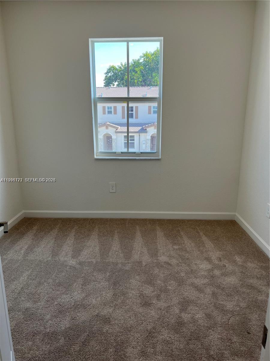 12436 NW 23rd Ct Miami, FL 33167