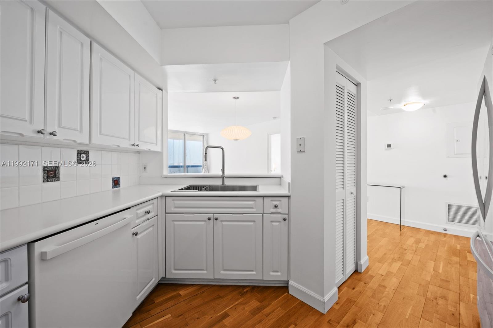 image Sunset Harbour North12