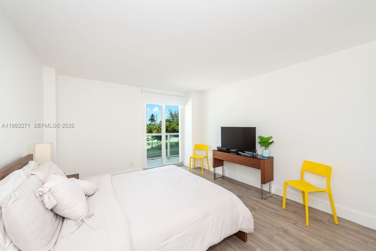 image Arlen House East5