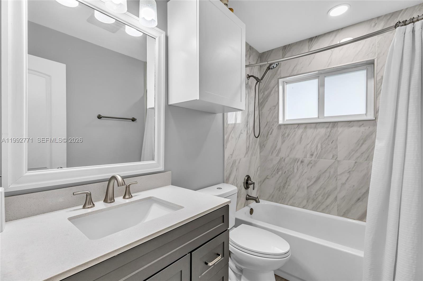 819 N 32nd Ave Hollywood, FL 33021