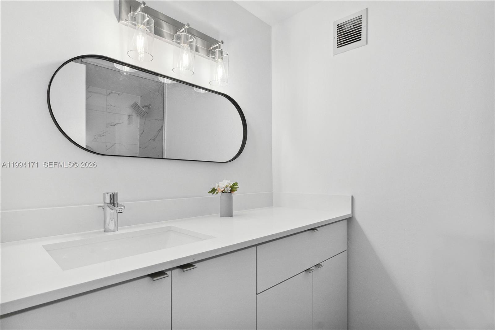 1200 West Ave #528 Miami Beach, FL 33139