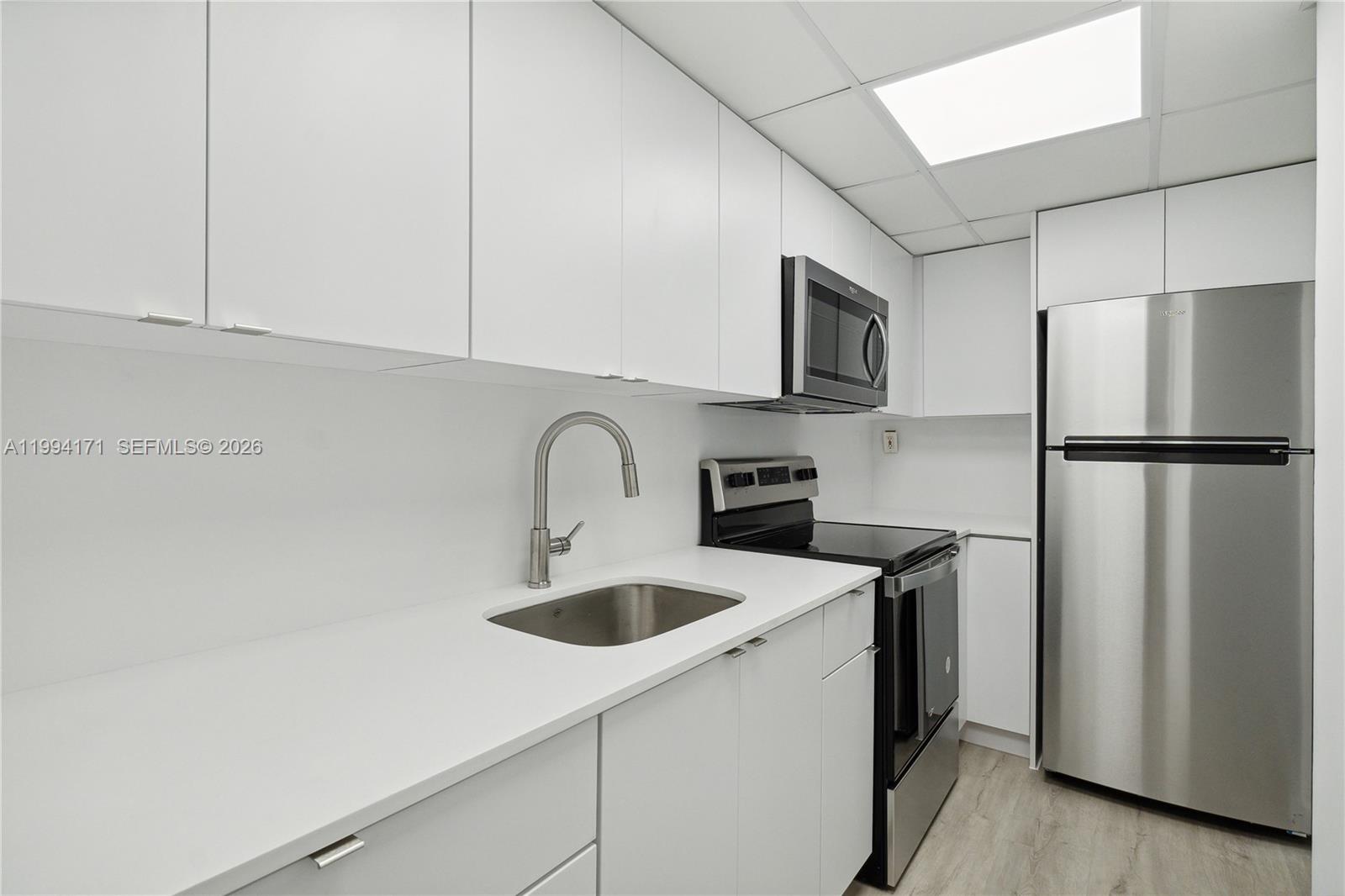 1200 West Ave #528 Miami Beach, FL 33139