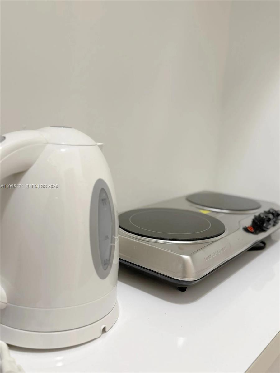 5445 Collins Ave #635 Miami Beach, FL 33140