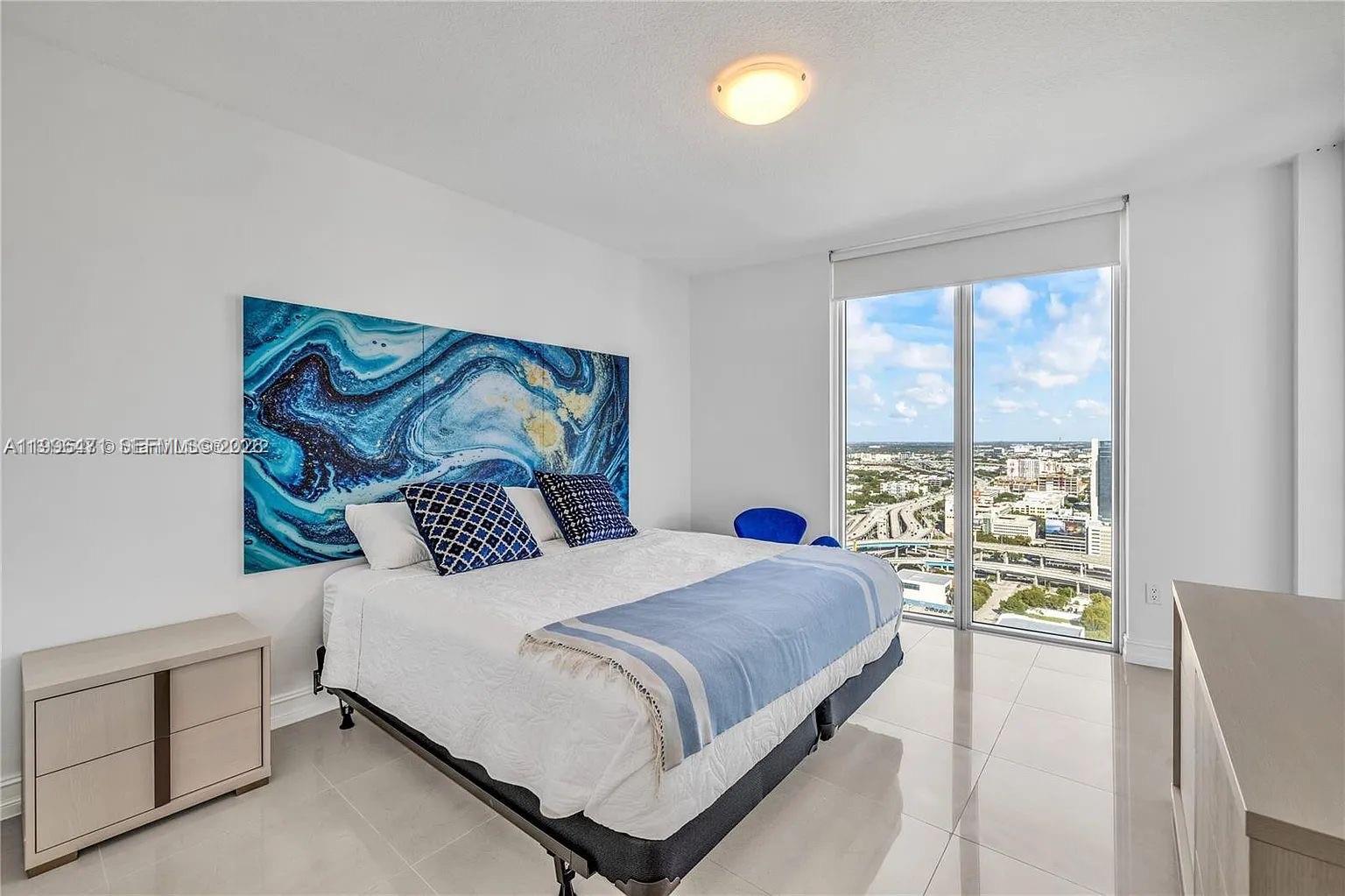 image Latitude on the River12