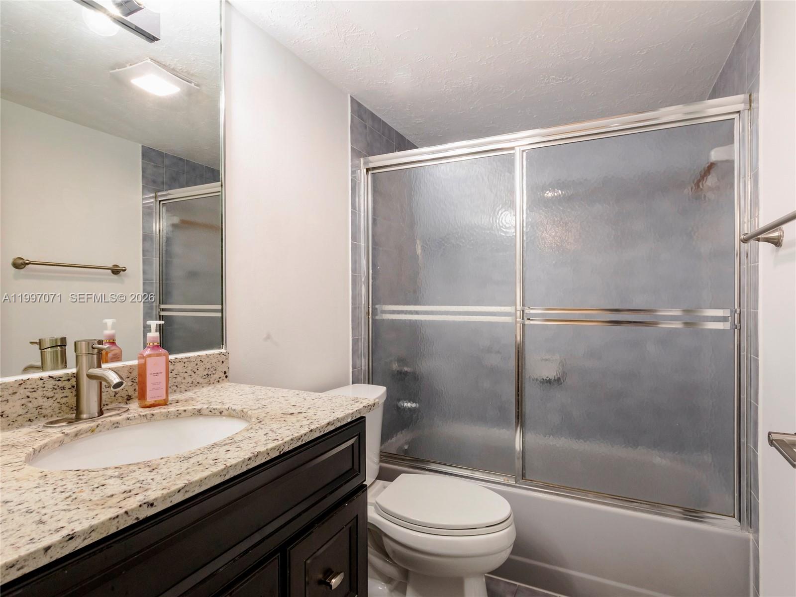 11722 SW 107th Ter Miami, FL 33186