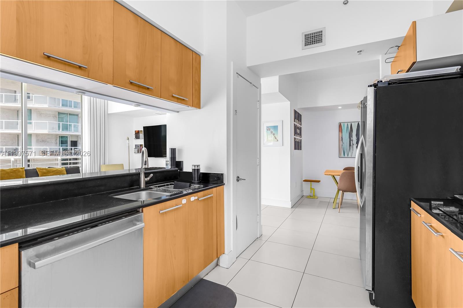 5970 Indian Crk Dr #502 Miami Beach, FL 33140