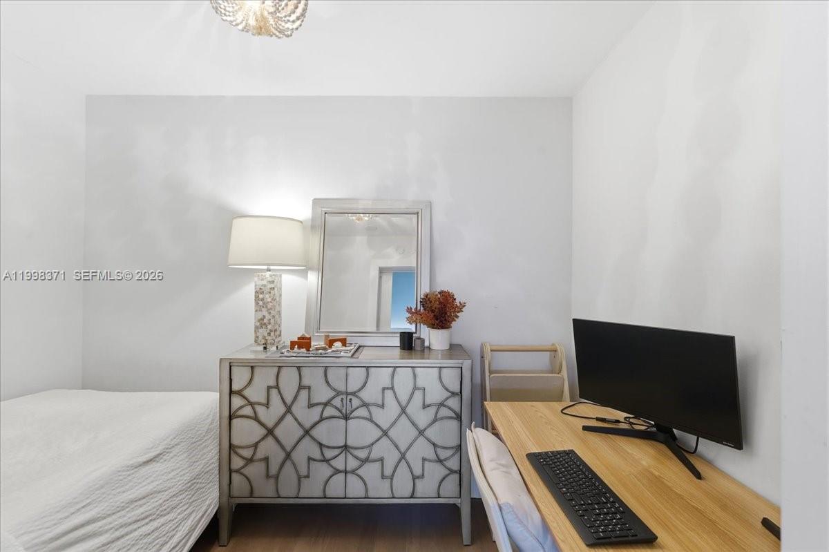 550 Ocean Dr #3H Key Biscayne, FL 33149