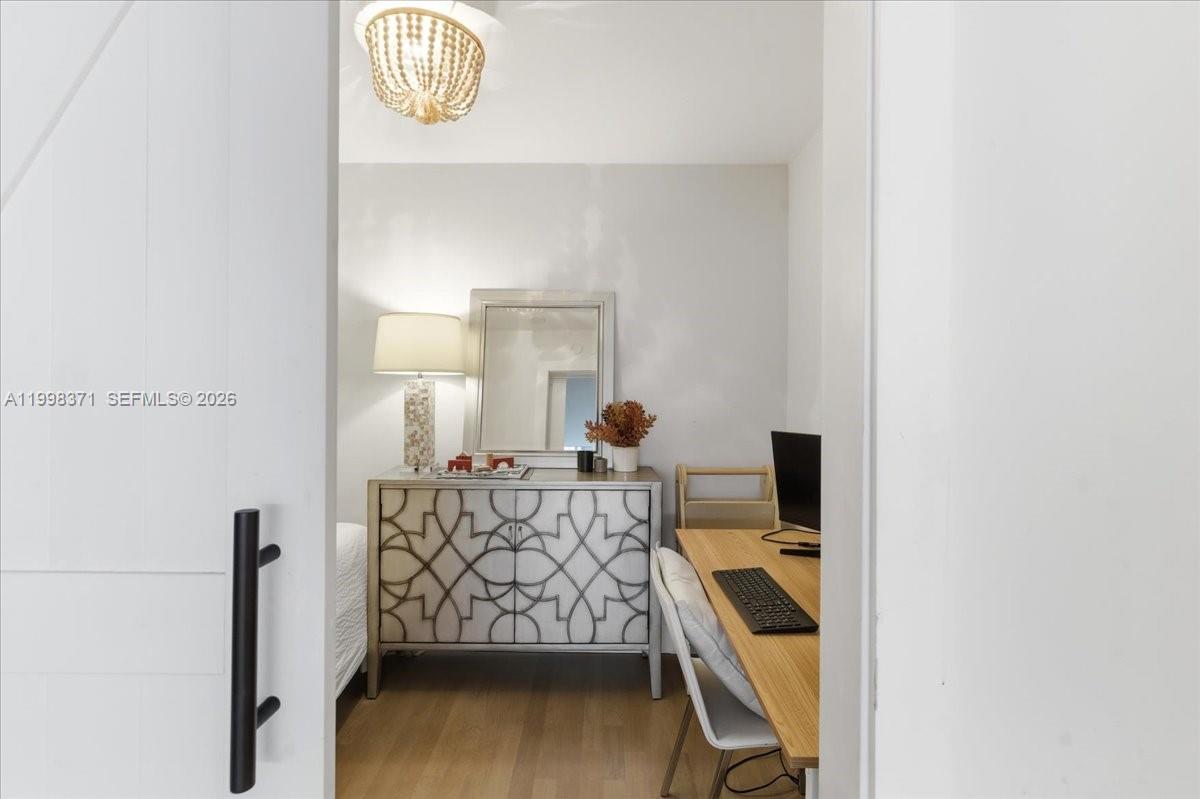 550 Ocean Dr #3H Key Biscayne, FL 33149