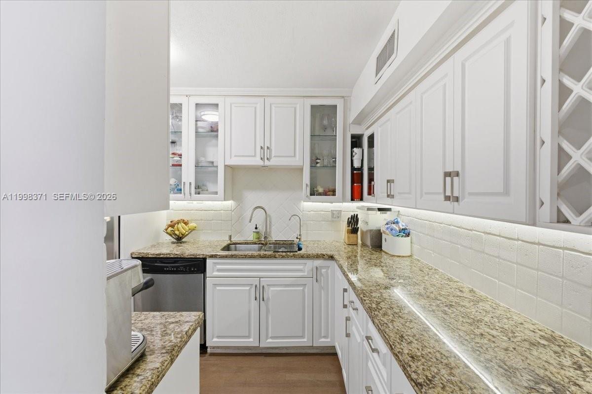 550 Ocean Dr #3H Key Biscayne, FL 33149