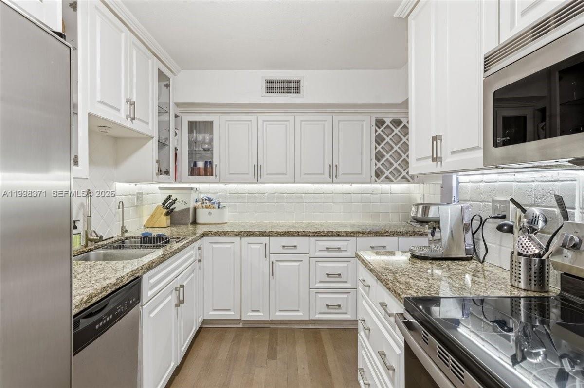 550 Ocean Dr #3H Key Biscayne, FL 33149