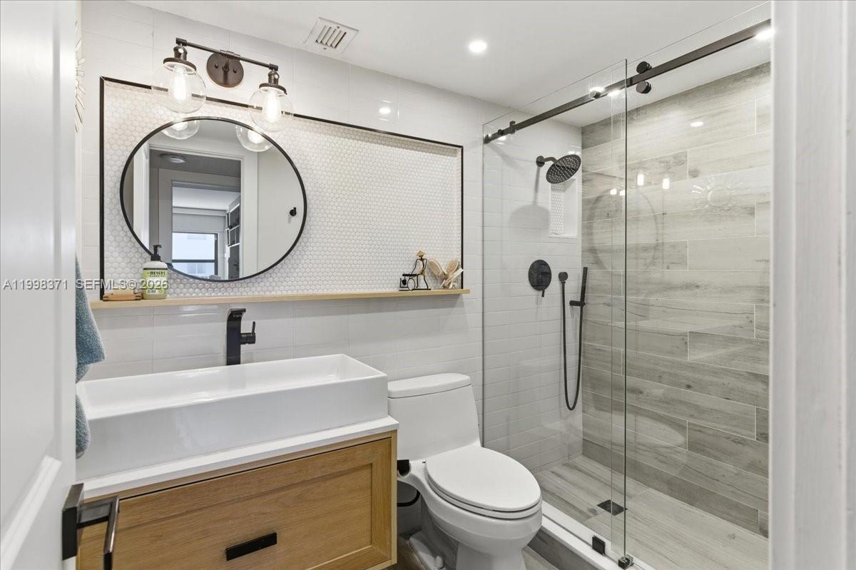 550 Ocean Dr #3H Key Biscayne, FL 33149