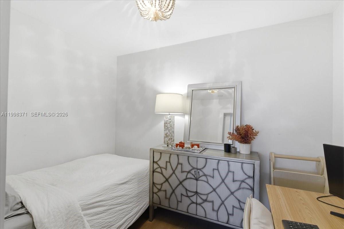 550 Ocean Dr #3H Key Biscayne, FL 33149