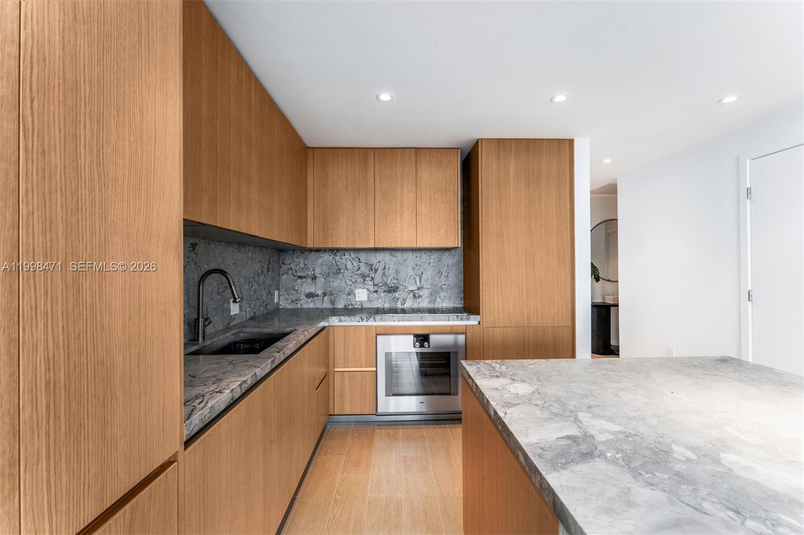 500 Alton Rd #1802 Miami Beach, FL 33139