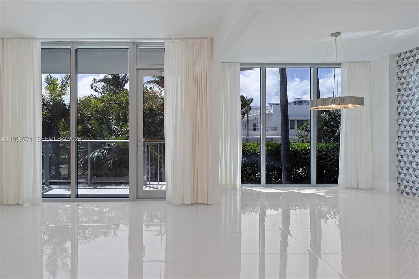 701 N Fort Lauderdale Bch Blvd #TH3 Fort Lauderdale, FL 33304