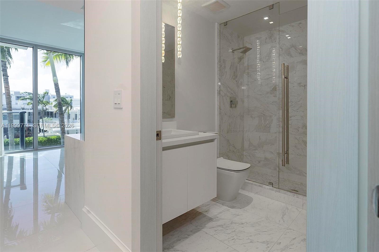 701 N Fort Lauderdale Bch Blvd #TH3 Fort Lauderdale, FL 33304