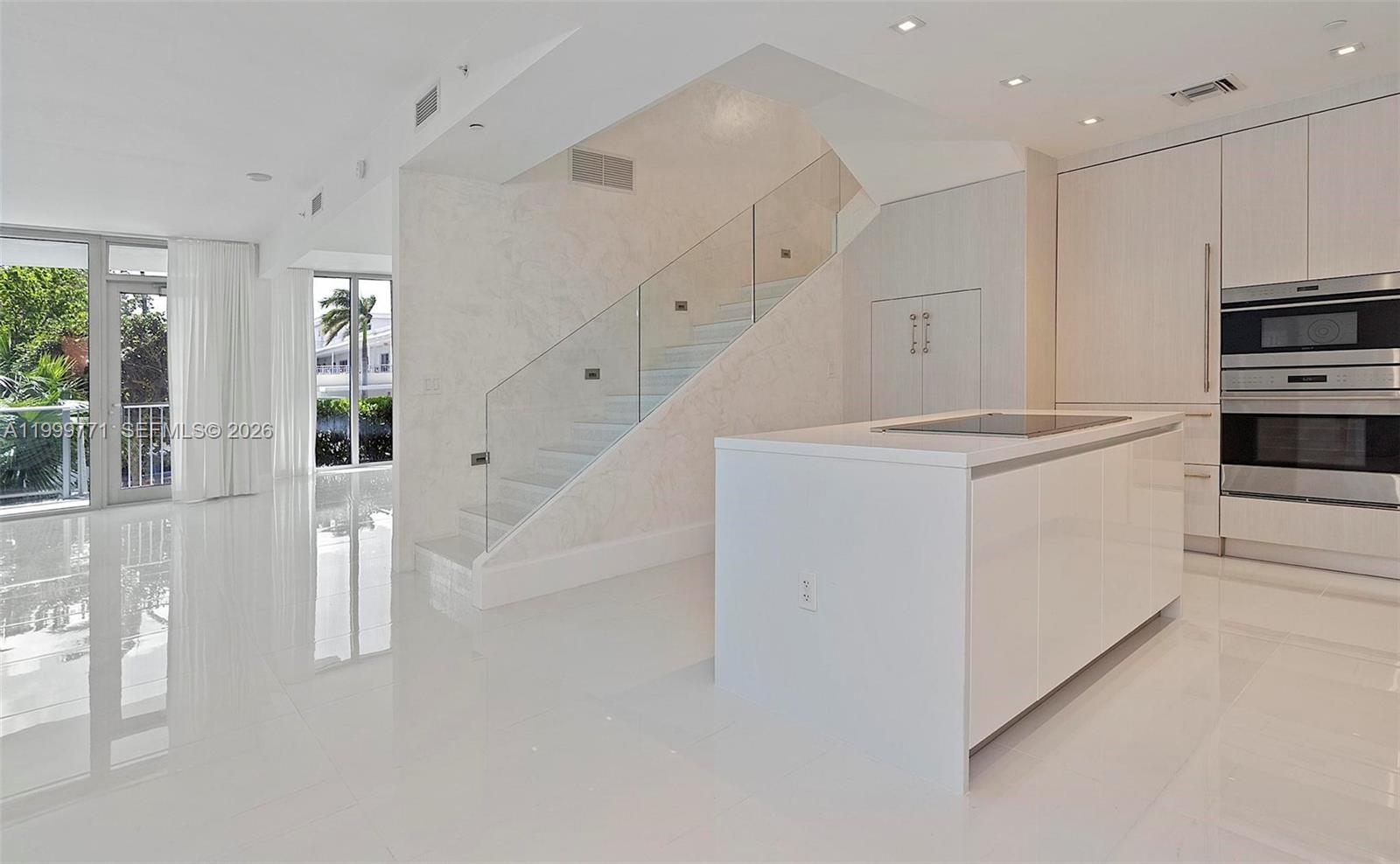 701 N Fort Lauderdale Bch Blvd #TH3 Fort Lauderdale, FL 33304