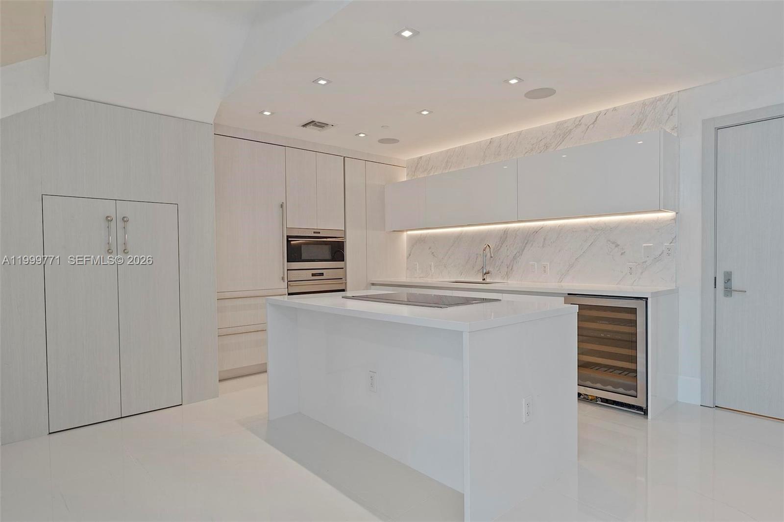 701 N Fort Lauderdale Bch Blvd #TH3 Fort Lauderdale, FL 33304