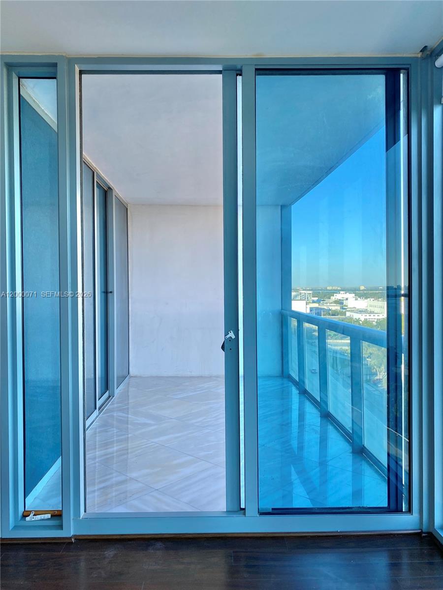 image Blue on the Bay16