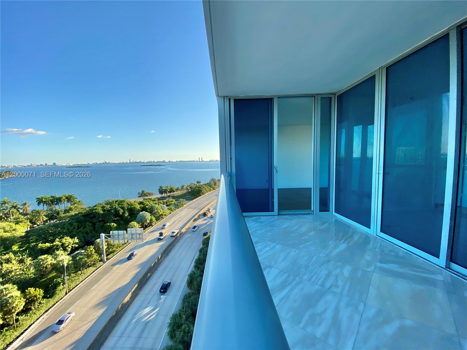 image Blue on the Bay1